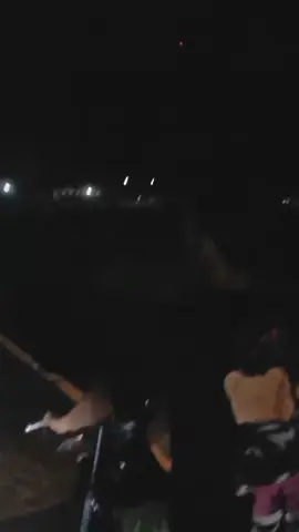 tidak punya adegan romantis, kalo adegan berbahaya mh ada 