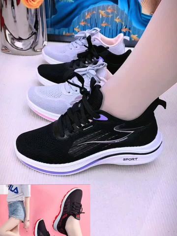 Korean Rubber shoes for women minimalist shoes pambabae #rubbershoespambabae #koreanshoes #rubbershoesforwomen #sapatospambabae #shoes 