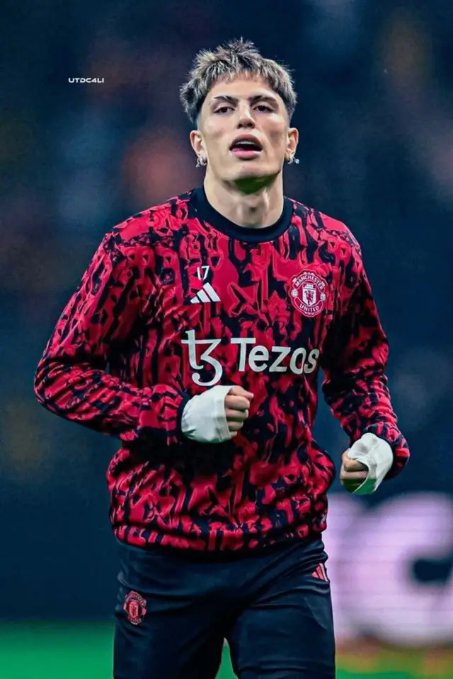 Hình nền Ganarcho của bn đây nhé!@minhdz_2012 