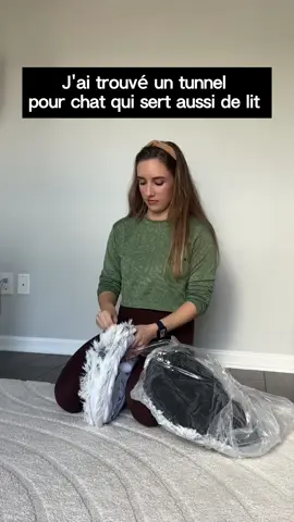 🌟 Découvrez le confort ultime pour votre chat avec notre tunnel-lit ! 🐾 Doux, pliable et design, il offre un refuge parfait pour jouer et se reposer. Fabriqué avec des matériaux de haute qualité pour garantir la sécurité et la durabilité. 🛏️ ✨ Visitez notre boutique pour trouver le nid idéal que votre compagnon mérite. Profitez de nos offres exclusives maintenant ! 🎉 🔗 Cliquez sur le lien dans notre bio pour explorer plus !