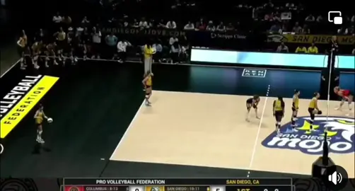 เจ้เสริฟร์เอส2 ลูก🇹🇭👍✌️✌️🧡#นุศราต้อมคํา #ลีกเมกา#volleyballworld #เชตเตอร์ #nootsara13 #เก่งที่สุด 👍❤️❤️