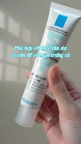 Kem dưỡng trị mụn La Roche Posay Effaclar Duo+ M bản cải tiến của Duo+ có thêm thành phần Phylobioma, ở bản Duo+ M mình thấy đỡ châm chích hơn Duo+ cung cấp đủ ẩm cho da dầu, da khô có thể apply toner dưỡng ẩm trước khi thoa Duo+ M.  Bạn í phù hợp với mọi làn da đang gặp vấn đề về mụn trứng cá. #kemtrimun #kemduong #larocheposay #effaclarduo #skincareroutine #goclamdep #beauty #tui_review #xuhuongtiktok 