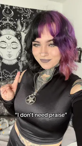 Call me sad but fully couldn’t get into the bg3 romances cos they didnt give me this energy (I intend to romance karlach and wyll eventually so theres hope maybes)