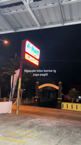 Lewat di berandamu jam berapa#xyzbca #4u #storywa #fypシ 