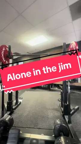 When alone in the jim and the bladder is peeing me off 🤣 #stressincontinence #girlswholift #WeDoRecover #fyp #gymmotivation 