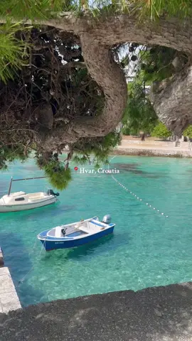 Croatia summer sounds #croatia #croatiatravel #hvar #sea #mediterranean #travel #summervibes #island #summersounds #croatie #voyage #travelfyp #fyp #split #kroatien #kroatië🇭🇷 