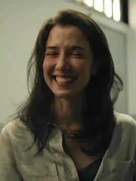 #CAROLINA | Essa personagem me mostra uma determinação e superação gigantesca, por isso é a minha preferida da vida toda !  Recentemente aconteceu uma tragédia em rs, é de partir o coração em pedaços, os relatos, as cidades totalmente destruídas e o povo desalojados , por perder tudo que conseguiu lutando a vida toda por uma enchente. Mas com a determinação do povo e da colaboração de todos, reerguemos do 0 , sendo com ajudas, doações e etc.  caso você não saiba onde doar, ou se não acha que aquele lugar é confiável, basta digitar o site : https://www.paraquemdoar.com.br/  #carolinaedit #marjorieestiano #marjorieestianoedit #estianomarjorie #sobpressão #sobpressao #sobpressãoedit #sobpressaoedit #fy #henryme_ 