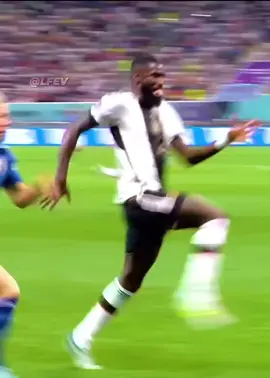 Rudiger Running 🤣 #rudiger #funnyvideos #fyp #fotball #viral #trending #realmadrid 