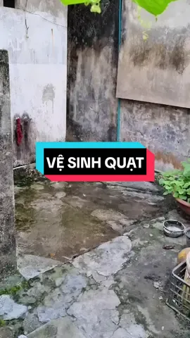 Hướng dẫn vệ sinh quạt điện thì điều quan trọng là phải bảo dưỡng động cơ vì động cơ là yếu tố làm chạy quạt. nếu động cơ  không được bảo dưỡng có thể làm hỏng quạt #vesinhquat #quatdien #hoatpham91 #LearnOnTikTok 