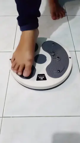 Alat Olahraga Latih Otot Kaki #alatolahraga #olahragadirumah #tiktokshopindonesia 