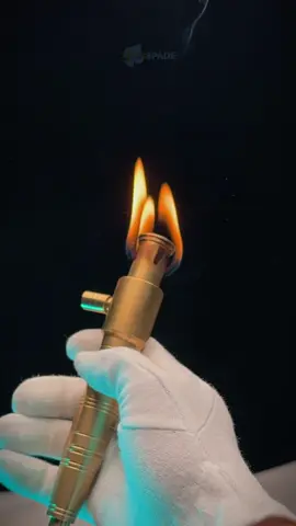 That flame though 😳 #liberty #torch #lighter #vintage #setup #asmr #coollighters 