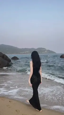 #viral #fypシ #xuhuong #chuphinhbien #CapCut #chupbikini  hãy biết ơn vì mỗi sáng thức dậy chúng ta vẫn khoẻ mạnh và có thể mỉm cười ❤️🥰