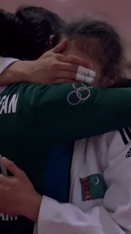 Happy tears! Relive a moment of history for Turkmenistan and Maysa Pardayeva 🇹🇲 #Judo #Sport #Olympics #OlympicQualifiers #RoadToParis2024 #WJT #JudoAntalya