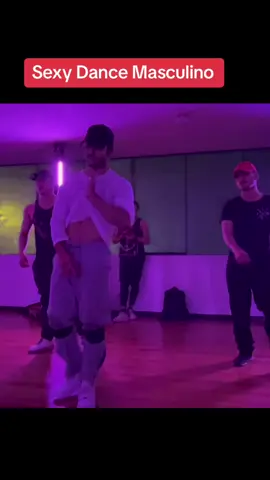 Clases de Sexy Dance Masculino #magicmike #masculinidad #clasesdebaile #latinoamerica 
