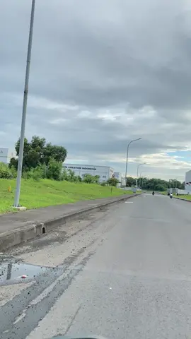 #fyp #massdho #kawasanmm2100 #cikarangtiktok #cikarang #videolirik #lagujawa #lagubarumasdddho #pancenemungpengangguran ##viralvideo #cikarangjababeka #lyrics #storywhatsap #qoutes #sunsetvibes #fyppppppppppppppppppppppp #lagujawaviral #cikarangpeople #kawasanindustri #pengangguran #sunsets #4upage 
