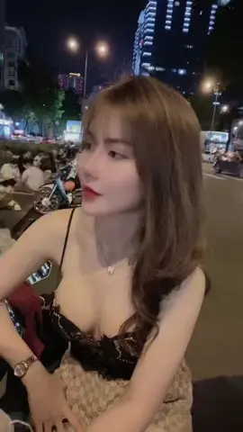 Gửi đến toàn thể nyc 🥰🌺 #camhongdt3004 #havib #vib #nganhangvib #hot #trending #trend #viral #viralvideo #xuhuong #xuhuongtiktok #thinhhanh #camhong #fullhd #nhanviennganhang #camhongvib #gaixinh #lamhong #lamhongbikibi #hồng #lamhongti #sanpham #mypham 