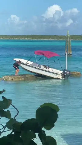 “Is that my husband??… that’s my fuckin husband “ 😂 VOLUME UP #qualified #boatrentalsofamerica #landho #sorryhoney #theunsinkablelegend #boatonwhaler #whiskeythrottle #stuck #nowwhat #stuckitgood #thereshegoes #ontherocks #ohyouknow #justhangingaround #havingaday #boating #boatlife #paradise #thirstythursday #haveagreatday