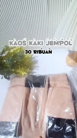 kaos kaki jempol muslimah hanya 30 ribuan udah dapat 1 lusin kaos kaki 😍😍😍 #kaoskakimurah #kaoskakijempol #kaoskakimuslimah #kaoskaki12pasang #kaoskaki1lusin 