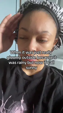 Like nooo stay gloomy until like 3 at least #rain #gloomy #weather #lol #mood #gloom #sunny #raining #fypage #foryou #fy #spring 