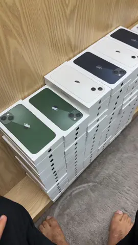 iPhone 13 256gb box pack Japan stuk  . #iphone #apple #explore 