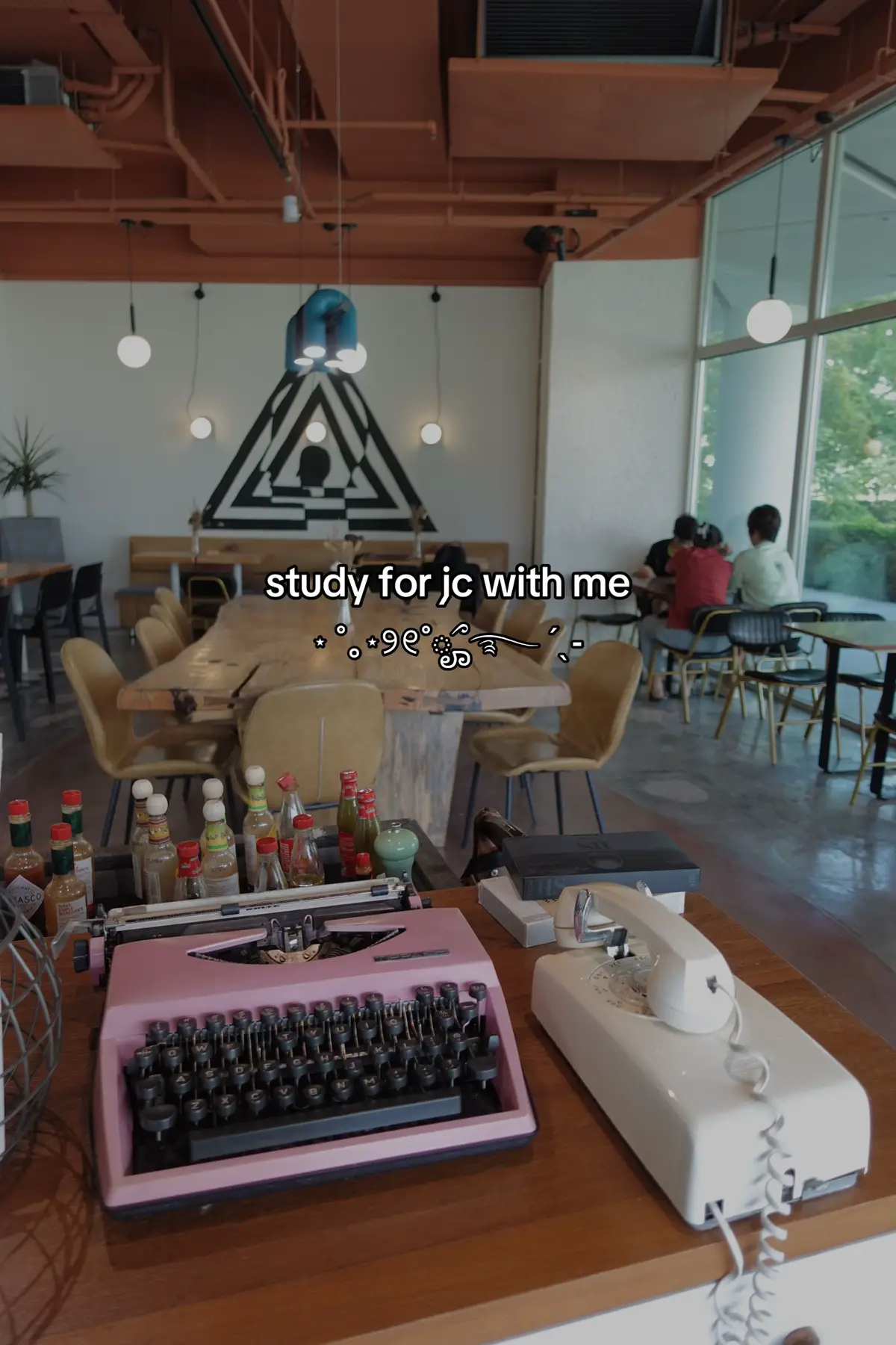 Was actl super productive 😼🔥🔥 DEFO VISITING AGAIN!!  All gp notes from @illum.e !! They actuall have helped me LOADS ‼️ 👉🏻 use code “sylviaxillum.e” when you join as a regular student for a FREE LESSON!! ps free oatside and foolscap too 😋🔥    #jctok #studytok #studywithme #productiveday #academicweapon ##whyri #juniorcollege #rafflestok #rafflesinstitution #rjc #xyzbca #singapore 