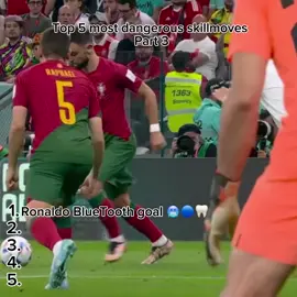 Most dangerous skillmoves: part 3 bc you guys wanted more (if you guys want more comment what I should add in the next part) #football #dangerous #skillmoves #fyp 