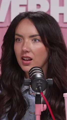 Is this true or total whispers gone wrong? 🤔 we would like Davie, Vicky or Gleneagles to give an official statement to confirm or deny 😂… #fyp #davidbeckhamgleneagles did david beckham pay off someones mortgage gleneagles wedding  #podcastsforgirls #fy #storytime #scottishtiktok #scottishpatter #podcastclips @Ash Reid @Eilidh Wells @Lauren 