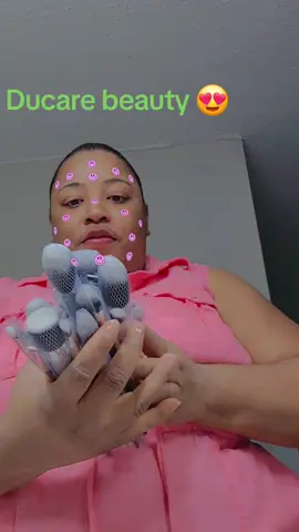 #mekeup #mekeupartist #haitiantiktok #haiti #viralvideo #productyouneed #trending #mothersday #ViralBeauty #tiktokviral #@Liza🖤 @IPHANIE. LIVE BKP NOU SE FM @DesamourE 