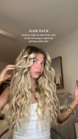 Go to hairstyle right now! Seriously has saved me so much time in the mornings!! And its less heat on your hair🫶🏻 #overnightcurls #braidstutorial #wavyhair #beachywaves #beachyhair 