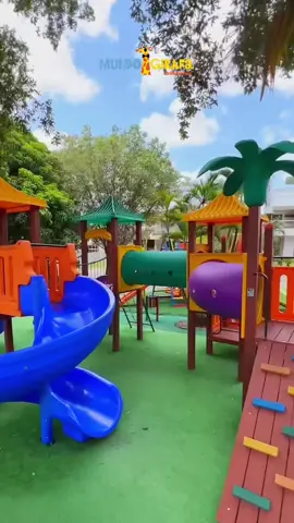 Explorar e brincar nunca foram tão divertidos! 🎈 Venha conhecer nosso parquinho infantil e garanta momentos inesquecíveis para os pequenos. Entre em contato para mais informações! 📞 #DiversãoInfantil #Parquinho #EntreEmContato #playground 