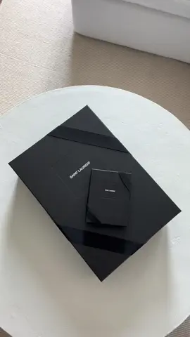 I’m obsessed @SAINT LAURENT #ysl #yslbag #handbag #unboxing #sastisfying #purse #luxurybag #dreambag #asmr #asmrunboxing 