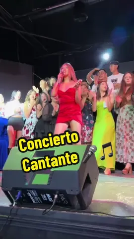Mi segundo concierto de mujer 🎤🎵 #cantante #charlottelascurain #parati  #fyp 