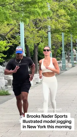 Brooks Nader! The Beautiful Sports Illustrated Swimsuit Model  spotted jogging with her personal trainers by the Hudson River in New York this morning just few days after her Rep confirmed to People Nader and her husband Billy are parting ways (divorcing) After 4 Years of Marriage (🎥) @elderordonez1  #brooksnader #gym #jogging #workout #exercise #body #justinbieber #haileybieber  #photography  #newyork #girl #cute #Love #tiktok #fyp #yourpage 