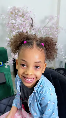 One hairstyle at a time mama you’ve got this 🫶🏾 plus @whittiswit inspires me with her skills 👏🏾.  Once upon a time I could have sworn that doing my kids hair wasn’t one of the things I’d enjoy doing. They say motherhood changes you for the better and I concur cuz even though I’m not the most creative mama when it comes to hairstyles 🙈, I’ll do my best to understand each of my kids different curly hair types.  The braids lasted a good 2 weeks plus and we are currently at 7 days with this simple style. That’s means I don’t have to do much in the mornings on her hair except add hair bows.  . . . . Kids curly hairstyles , easy curly hair style, kids curly hair , curly hair braids, brown curly hair kids, curly hair wash day, curly hair conditioner, curly hair dryer, shea moisture kids hair, as I am holy hydration, curly hair hydration cream, no rinse curly hair conditioner, sleek curly hairstyle, little girls cute hairstyles,