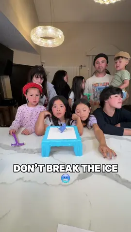 Dont Break the Ice! 🥶 . . . . #bigfamily #familytime  @Anthony Ramos  @Anthonyisok🇲🇽  @Ali🎀 