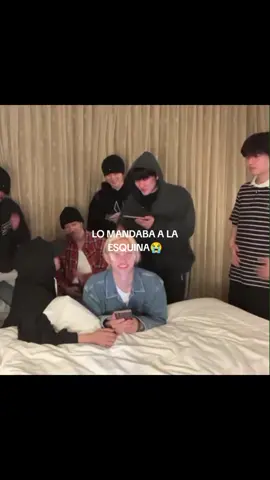 ME ESTABA MIANDO DE RISA AHI #foryoupagе #straykids #humor #changbin #losemybreath #hyunjin #leeknow 