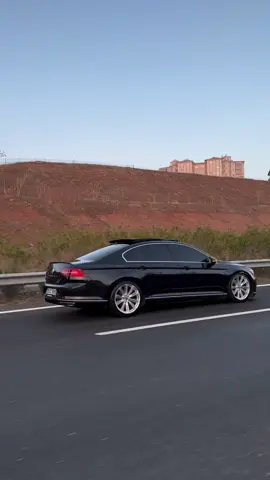 Yandan Geçen aracın markası ? 🧿🖤  #passat #vwpassatb8 #passathighline #gaziantepüniversitesi #arabastoryleri #keşfet #keşfetteyiz #reels #reelsinstagram #instagood #instagram #instalike #liketime  #liketheegg #🖤 