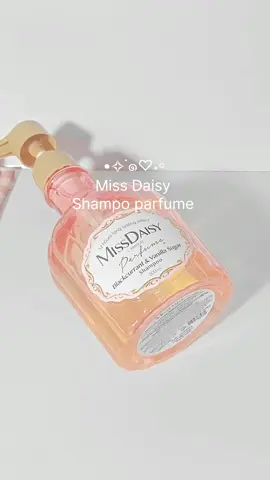 dua dua best bgt! wanginya enak bikin fresh dan tahan lama💗 #shampoo #missdaisy #rekomendasishampoo #Missdaisy #masukberanda #4u #fypシ゚viral 