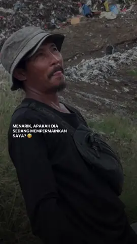 Would you help a stranger?#indonesia #charity 