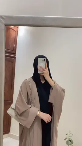 Abaya couleur Nude🤎disponible . iG: elana__brand #abaya #modestfashion #maroc #morocco #abayagirls #marocaine🇲🇦 #fyp #fypシ #pourtoi #dress #abayastyle #hijabstyle #مغربية🇲🇦 #ootdhijab #OOTD #fyppppppppppppppppppppppp #abayafashion 