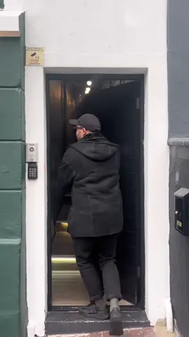 Join the glamour of the fashion world with one of the leading model agencies in Cape Town!  If you're a trend-savvy Fashion Photography with a knack for Social Media and Content Creation, or if you have experience as a Booking Agent, then this is your moment to shine! Dive into the fast-paced world of modeling and unleash your creative flair.  Send your CV to direct@damodels.co.za today to kickstart your career journey.  Cape Town-based applicants, we're looking at you! These are full-time, permanent positions with negotiable salaries.  Immediate start available.