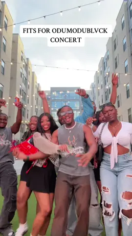 #odumodublvck #ODUMODUBLVCK #concerts #concertoutfit #dmv #nigeriatiktok #africantiktok #trending #favoritegirl #summersong @Tormywa @Chocolate city 🍫 @Abi.olaaa @Kehinde Dawotola 
