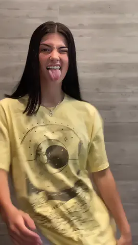 ₊˚⊹  🏄‍♀️ ꒰ა 𝐜𝐡𝐚𝐫𝐥𝐢 𝐝'𝐚𝐦𝐞𝐥𝐢𝐨 𝐟𝐚𝐧𝐜𝐚𝐦 𝐰𝐢𝐭𝐡 𝐫𝐞𝐦𝐢𝐧𝐢 𝐪𝐮𝐚𝐥𝐢𝐭𝐲 𝐚𝐝𝐝𝐞𝐝 !! ໒꒱  ❀ no vc needed,, feel free to request <3 ˖ ࣪ ་ ⌗ 𝒓 𝒃 :: nobody ˚⋆ 𖦹 ˚⊹ 🐠 ˙  . ꒱ ૪ • 𝐡 𝐭 ⁓  ! ♱ ·˚ ༘ ࿐ ꒱꒱ #followingallamazinfps1 #followingallamazinfps #foryou #fyp #addisonfancam #charlifancam #charlidamelio #addisonre #addisonrare #charlirare #nicolelaeno #nicolelaenorare #charlirares #addisonrares #qualityrares #helpingfpz #dixiefancam  ⚠️FAKE BODY TIKTOK EVRYBODY IS 18+⚠️  ֺ ۪