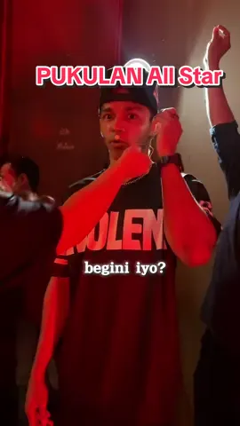 Backstage sebelum PUKULAN 100JT🙏🏽 #kkajhe #pukulanterkuatdibumi #byoncombat 