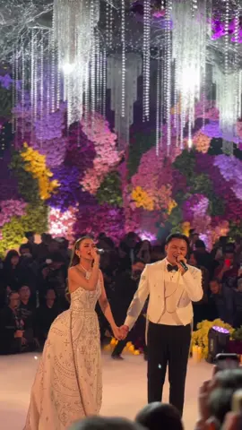 “Susun cerita masa depan” 🥹🤍🕊️ #beRMuara #bermuaraikylini #bermuararizkyfebianmahalini #ikylini #rizkyfebianmahalini #mahalinirizkyfebian #rizkyfebian #mahaliniraharja #mahalini #mylinz #wedding cr: gerilaksamana