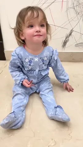 لقطه لكتاليا مع تنعيم حلالكم #كتاليا_اجمل_طفله #كتاليا_جعفر #كتاليا_زلزلي #كتاليا_الطلقه_الروسية #كتاليا_زلزلي 