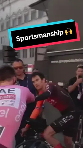 Sportsmanship from the world’s best 🙌 Tadej Pogacar and Geraint Thomas fist bump despite Pogacar taking more time out of Thomas his nearest rival 😬 #cycling #roadcycling #giroditalia 