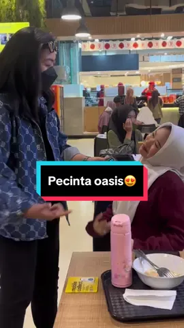 nggak expect sukanya oasis..🤣
