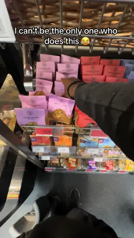 If them cookies aint soft i dont want it 🚪🚶🏽‍♂️#sainsburys #cookies #uk #relatable 