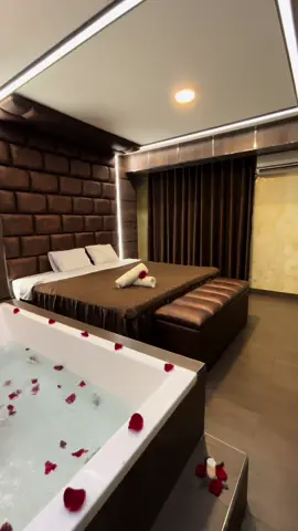 Tuve que ver para creer, entramos a la suite más barata (30 soles) y más cara (125soles) #peru #limaperu #parejas #perú #lujoso #luxury  El hotel esta entre pastor Sevilla y av Talara, VES  Hs Casanova 